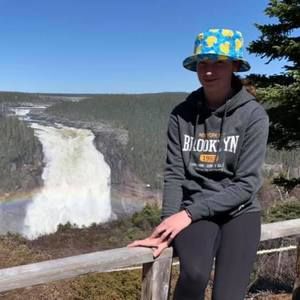 Meet your Posher, Amy